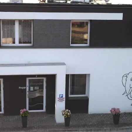 Goscinne Bialy Slon רומיה