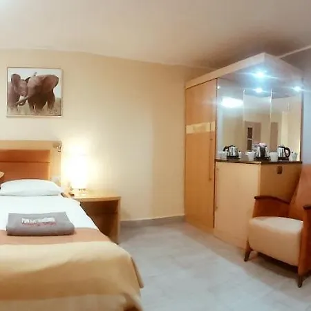 Goscinne Bialy Slon רומיה