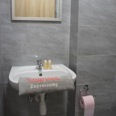 Goscinne Bialy Slon בית אירוח *