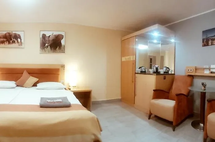 Goscinne Bialy Slon ルミア